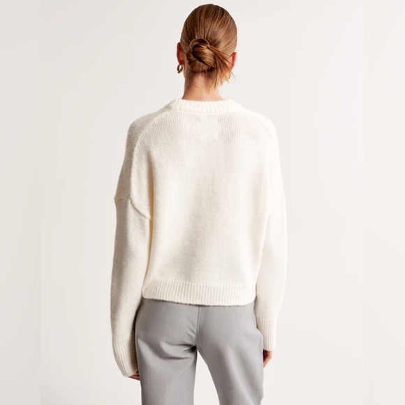 Wedge Crew Sweater - Light Taupe - Large - Picture 9 of 10